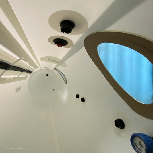 hyperbaric oxygen therapy chamber
